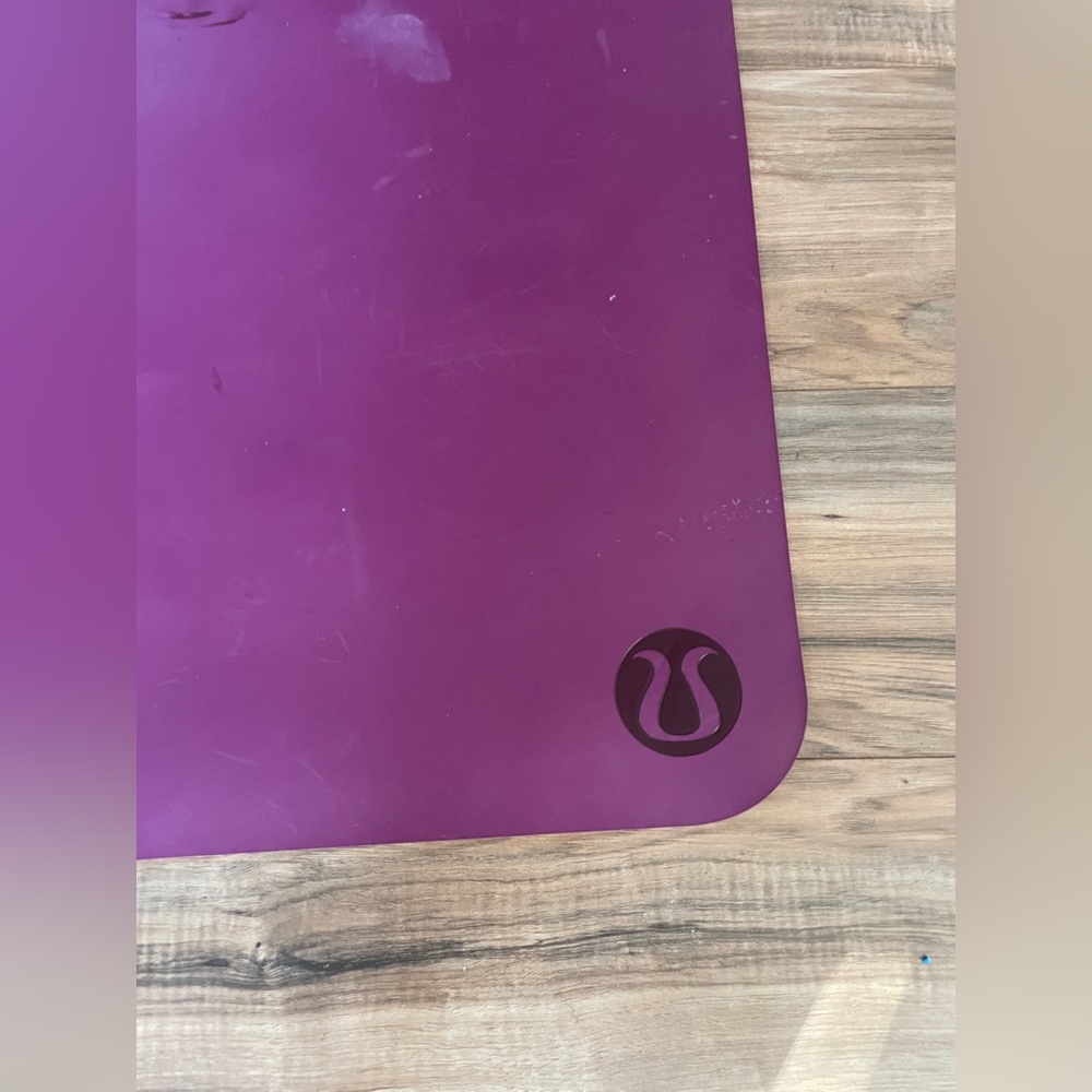 Lululemon Reversible 5mm Yoga Mat - Picture 5 of 5